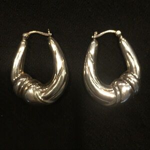 Vintage Sterling Silver Scalloped Hoop Earings